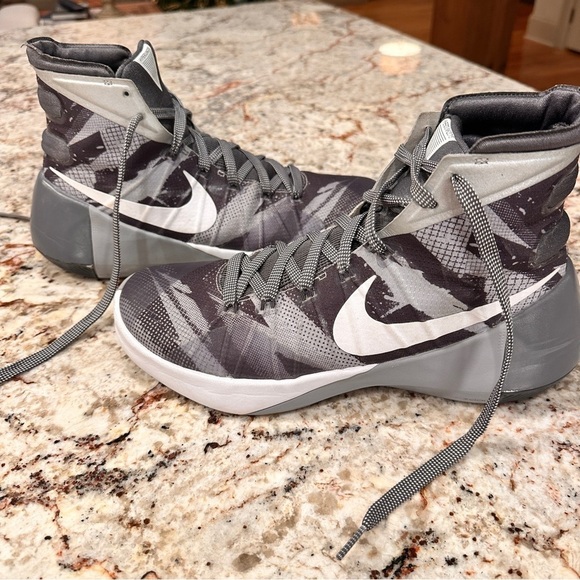 Nike Hyperdunk wolf Gray camo men’s size 8 high top shoe sneaker hi top 2015 - Picture 1 of 10